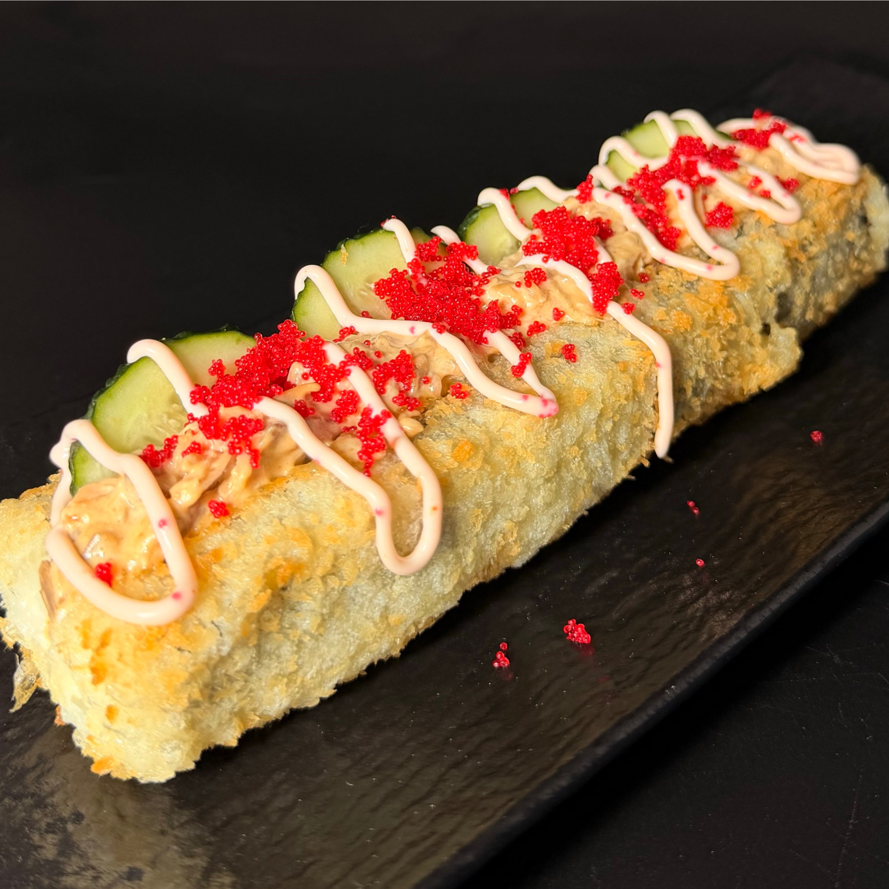 Ролл дог с жареной семгой